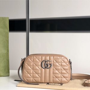 Gu.cci GG Marmont Small Shoulder Bag  447632