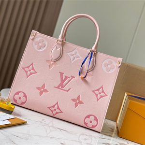 L.V ONTHEGO MM Monogram Empreinte Gradient Pink M46542