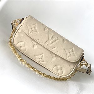 L.V Wallet On Chain IVY Monogram Emprenite Cream M82210