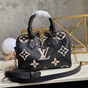 L.V Speedy Bandoulière 20 Giant Monogram Empreinte Black/Beige M58953
