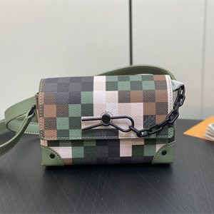 L.V Steamer Wearable Wallet Damoflage Coated  Canvas Green M83172