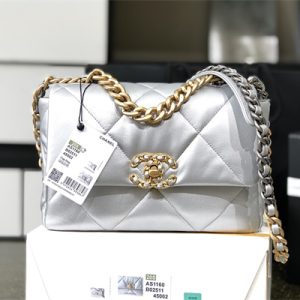 Cha.nel 19 Handbag Goatskin Gold Double C Metal Silver AS1160