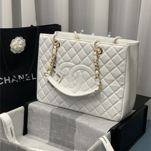 Cha.nel Shopping Bag Grained Calfskin Gold Tone Metal White A50995