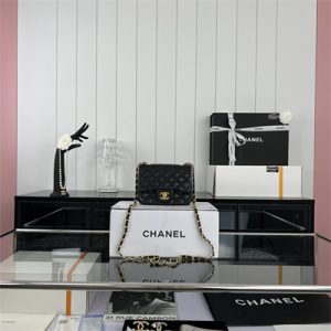 Cha.nel Super Mini Classic Flap Bag Grained Calfskin Gold Tone Metal Black 01115