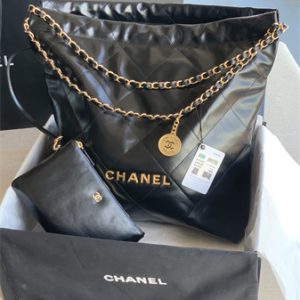 Cha.nel 22 Large Handbag Shiny Calfskin Gold Tone Metal Black AS3262