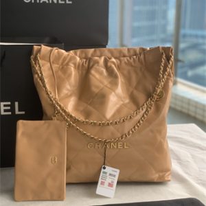 Cha.nel 22 Large Handbag Shiny Calfskin Gold Tone Metal Brown AS3262