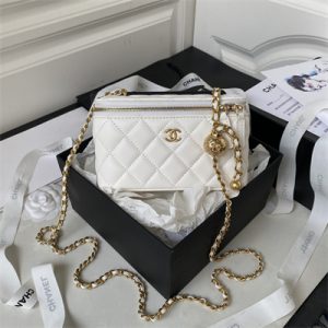 Cha.nel Vanity Case With Ball Lambskin Gold Tone Metal White AP2303