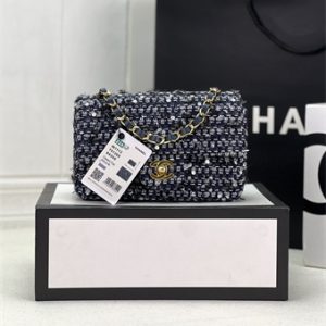 Cha.nel Medium Classic Flap Bag Tweed Gold Tone Metal Navy A01112