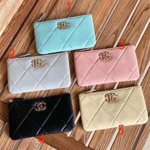 Cha.nel Small Pouch With Zipper Lambskin AP1059