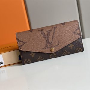 L.V Sarah Wallet Monogram Canvas M80726