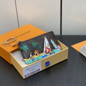 L.V Key Pouch Vivienne Holidays Monogram Canvas M82615