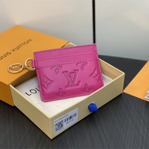 L.V Card Holder Monogram Embossed Lambskin Fuchsia M82738