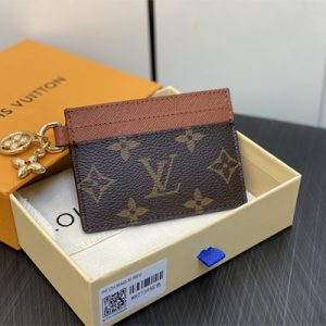 L.V Charms Card Holder Monogram Canvas Brown M82739