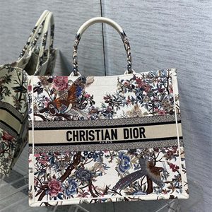 CD Large Book Tote Jardin d'Hiver Embroidery White Multicolor