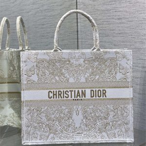 CD Large Book Tote Butterfly Around The World Embroidery White and Gold Tone