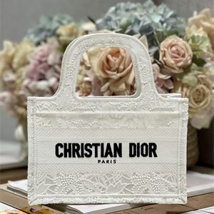 CD Mini Book Tote White D-Lace Embroidery With Macrame Effect