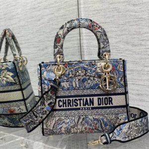 CD Medium Lady Di.or D-Lite Bag Jardin Magique Embroidery Blue and Multicolor