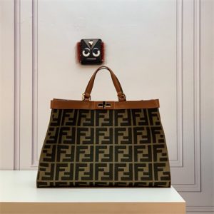 Fen.di Peekaboo X-Tote FF Canvas Green Color