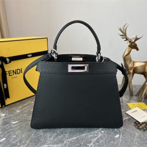 Fen.di Peekaboo Iconic ISeeU Medium Bag Cuoio Romano Leather Black Color With Topstitches