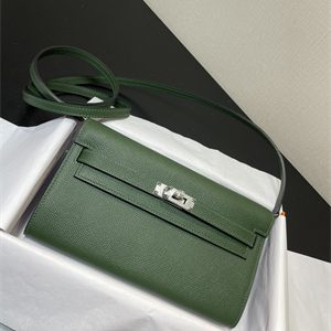 Kelly Classique To Go wallet Epsom Leather Silver Tone Metal In Vert Anglais Color HS