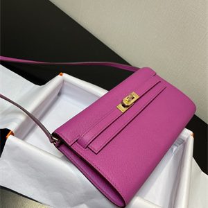 Kelly Classique To Go wallet Epsom Leather Gold Tone Metal In Magnolia Color HS