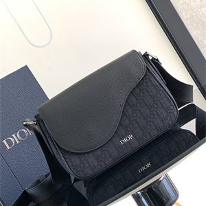Di.or Small Saddle Messenger Bag With Flap Black Oblique Jacquard With Grained Calfskin2
