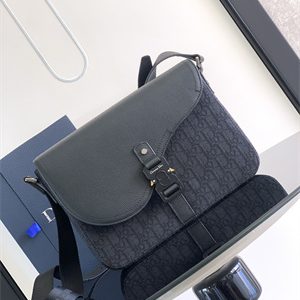 Di.or Saddle Messenger Bag Black Oblique Jacquard With Grained Calfskin