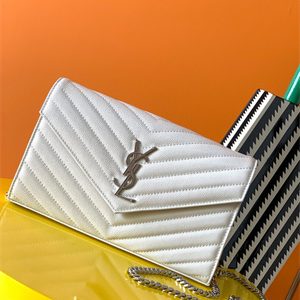 Y.S.L CLASSIC CASSANDRA CHAIN WALLET IN GRAIN DEPOUDRE LEATHER White Color Silver Tone Metal