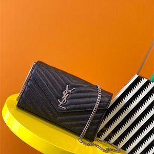 Y.S.L CLASSIC CASSANDRA CHAIN WALLET IN GRAIN DEPOUDRE LEATHER Black Color Silver Tone Metal