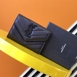 Y.S.L CASSANDRA MATELASS?? SMALL ENVELOPE WALLET IN GRAIN DE POUDRE EMBOSSED LEATHER Black Color Black Tone Metal