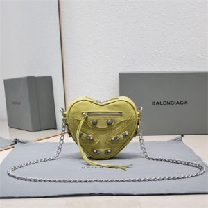Women's Le Cagole Heart Mini Bag In Arena Lambskin Greenish Yellow Color