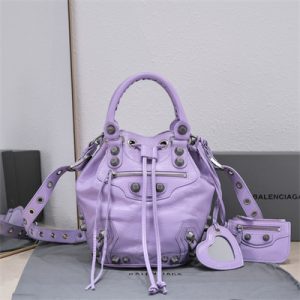 Women's Le Cagole Small Bucket Bag In Arena Lambskin Purple Color