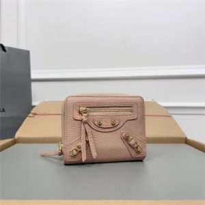 Le Cagole Compact Zippy Wallet In Goatskin Rose Pink Color