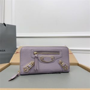 Le Cagole Continental Zippy Wallet In Goatskin Lt Violet Color