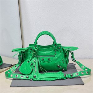 Women's NEO Cagole XS Handbag In Arena Lambskin Green Color