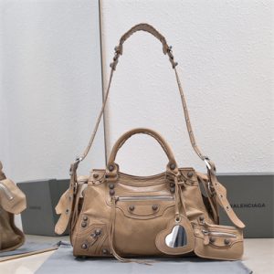 Women's NEO Cagole City Small Handbag In Arena Lambskin Beige Color