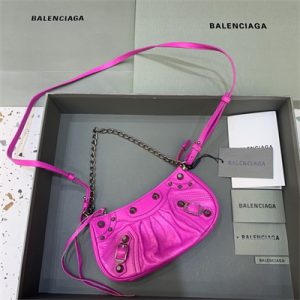Women's Le Cagole Mini Bag With Chain In Arena Lambskin Fuchsia Color