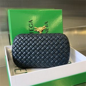 BV Knot Clutch In Lambskin Leather Navy Color