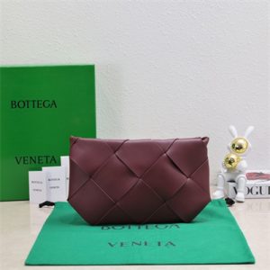 BV Zippy Pouch In Lambskin Leather Barolo Color 6689