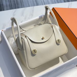 Lindy Bag Calfskin Leather 26/30CM Gold/Silver Tone Metal In Craie Color