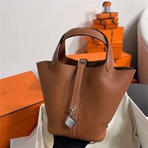 Picotin Lock Bag Togo Leather 18/22CM Gold/Silver Tone Metal In Gold Color HS