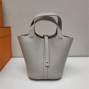 Picotin Lock Bag Togo Leather 18/22CM Gold/Silver Tone Metal In Pearl Grey Color HS
