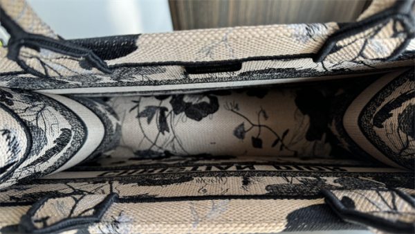 CD Medium Book Tote Beige and Black Fleurs Mystiques Embroidery - Image 8