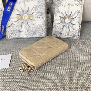 CD  Voyageur Small Coin Purse Supple Cannage Patent Calfskin Beige S0985