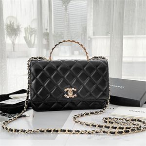Chanel Clutch With Chain Lambskin Gold Tone Metal Black AP3795