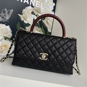 Cha.nel Large Coco Handle Bag Grained Calfskin Lt Gold Metal Black/Burgundy A92991