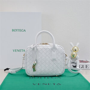 BV Small Getaway Top Handle Bag Lambskin White