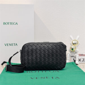 BV Small Intrecciato Camera Bag Calfskin Black