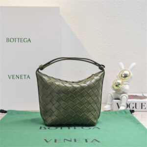 BV Candy Wallace Bag Calfskin Kaki