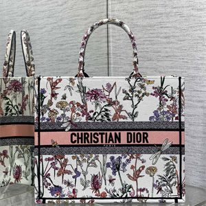 CD Large Book Tote White Multicolor Dior Herbarium Embroidery